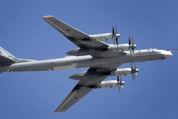 Pesawat Pengebom Rusi Terpantau di Jepang saat PM Kishida ke Ukraina. (Kompas.com/Foto)