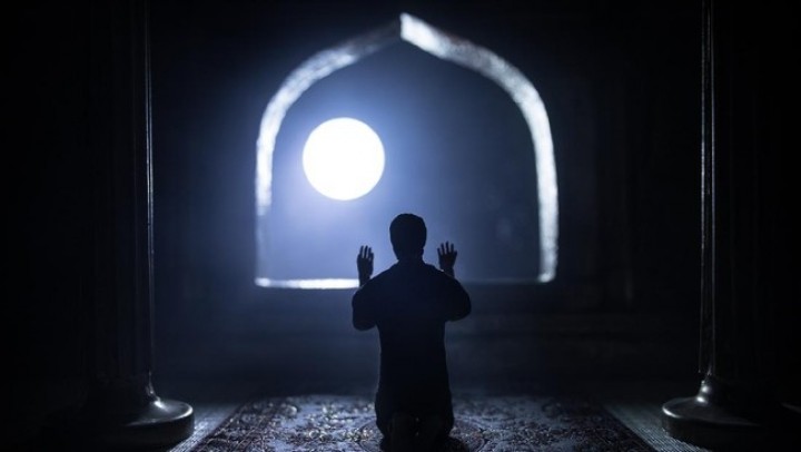 Perbanyak Ibadah di Bulan Ramadhan, Ini Niat dan Tata Cara Sholat Tahajud