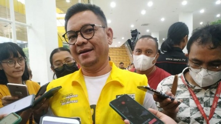  Ketua DPP Partai Golkar TB Ace Hasan Syadzily menegaskan ketum mereka Airlangga Hartarto tidak akan pernah menjadi Cawapres Anies Baswedan di pemilu 2024. Sumber: suara.com