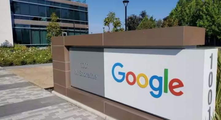 Google menuduh Microsoft lakukan praktik anti-persaingan dalam bisnis Cloud /Reuters