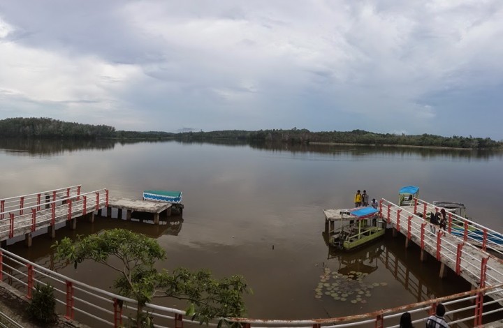 Danau Lembah Sari