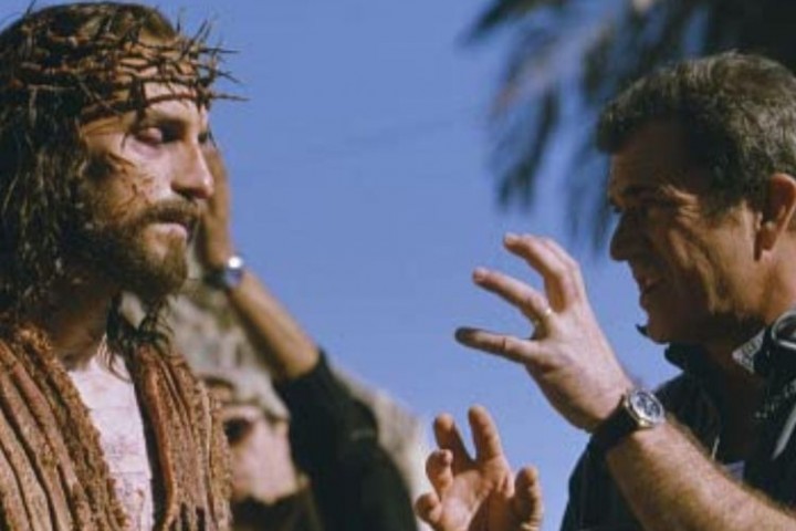 Kisah Caviezel, Aktor yang Tersambar Petir Saat Perankan Yesus Kristus 