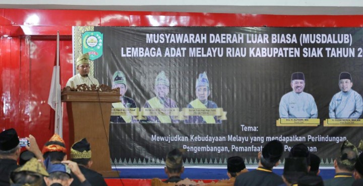 Wabup Husni Buka Musdalub Lembaga Adat Melayu Riau Kabupaten Siak