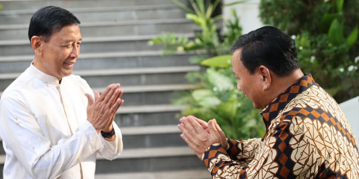 Menhan Prabowo Subianto Kunjungi Try Sutrisno Hinga Wiranto