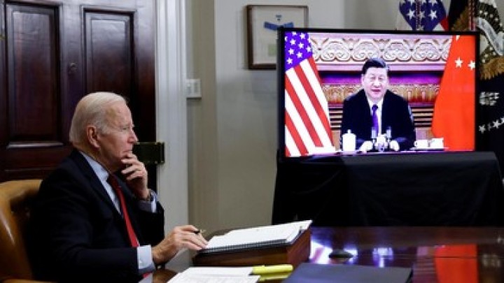 Kena 'Jebakan', Amerika Serikat Ngutang ke China Sebesar Rp 12.800 Triliun. (JoeBiden/CNBC/Foto)