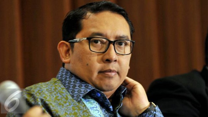 Wakil Ketua Umum Partai Gerindra, Fadli Zon menjawab sindiran Politisi PDI Perjuangan Adian Napitupulu kepada Prabowo Subianto. Sumber: Liputan6.com