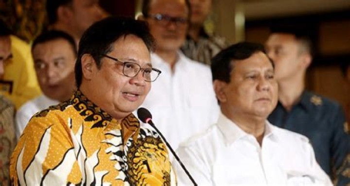  Kepala Bappilu Golkar, Nusron Wahid membantah jika mereka tengah berseteru memperebutkan kursi cawapres pendamping Prabowo Subianto. Sumber: partaiku.com