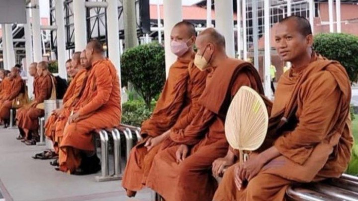Biksu asal Thailand
