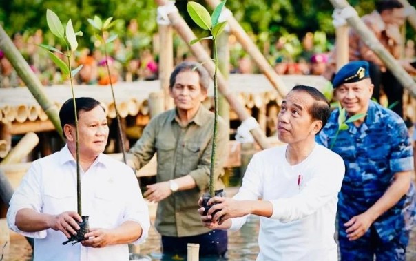 Presiden RI Joko Widodo dan Menteri Pertahanan Prabowo Subianto. Sumber: Instagram