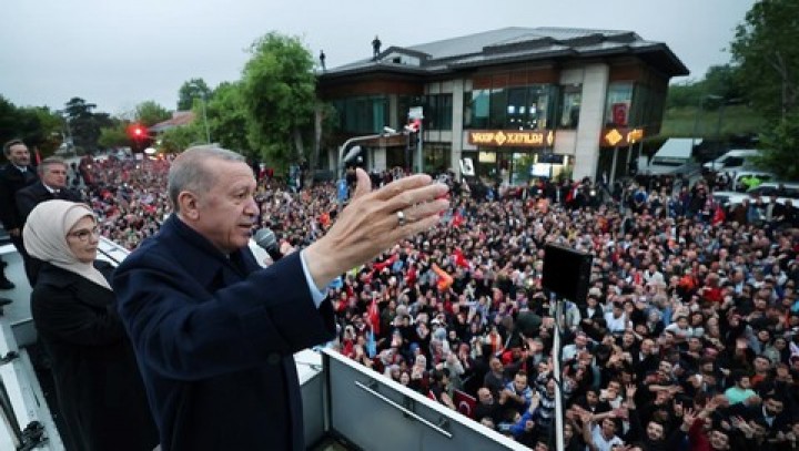 Netizen Samakan Kemenangan Erdogan dengan Kisah Penaklukan Konstantinopel Muhammad Al-Fatih. (CNNIndonesia/Foto)