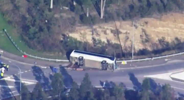 Lokasi kecelakaan bus di mana 10 orang dari pesta pernikahan tewas /AFP