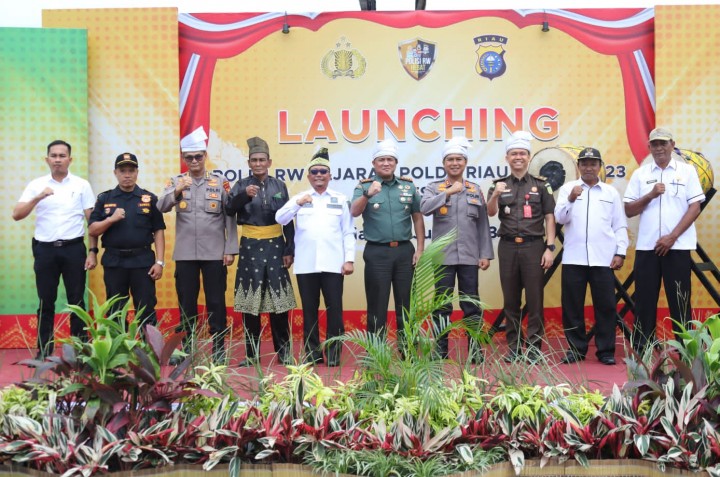 Hadiri Launching Polisi RW, Sekda Arfan Harap Pelayanan dan Perlindungan Kepada Masyarakat Meningkat