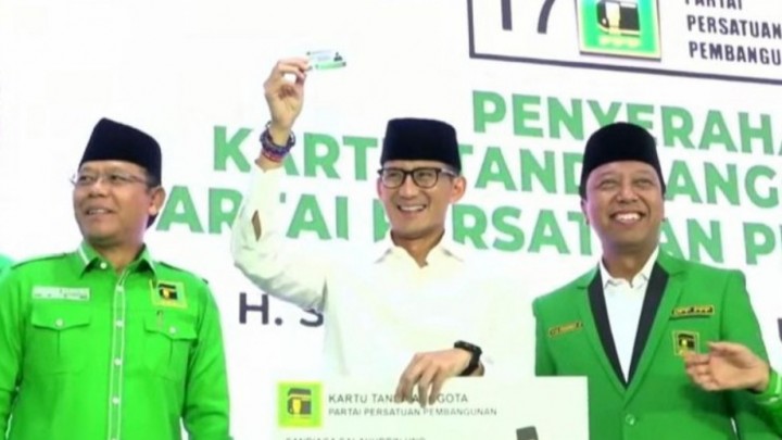 Menteri Pariwisata dan Ekonomi Kreatif (Menparekraf) Sandiaga Salahuddin Uno kini resmi berseragam Partai Persatuan Pembangunan (PPP). Sumber: TV One