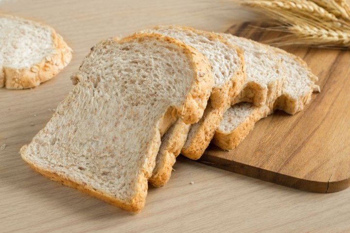 Makan Nasi Putih Ternyata Lebih Sehat dari Roti Gandum, Ini Faktanya