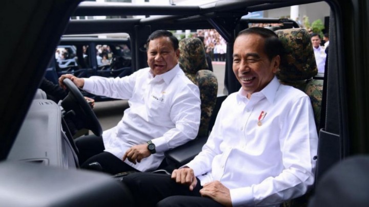 PDIP Sebut Jokowi Tak Bakal Dukung Prabowo di Pemilu 2024. (Suara.com/Foto)
