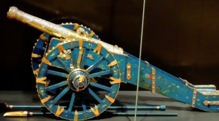Cannon of Kandy - artefak curian yang diambil oleh Belanda pada masa kolonial untuk dikembalikan ke Sri Lanka /Twitter