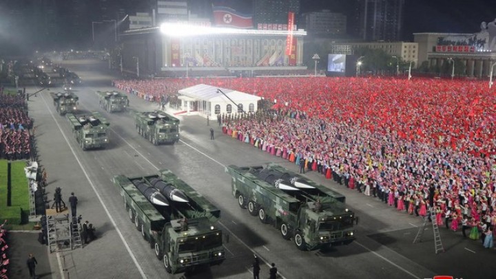 Menhan Rusia-China ke Korea Utara Hadiri Parade Militer Rayakan Perang Korea. (CNNIndonesia.com/Foto)