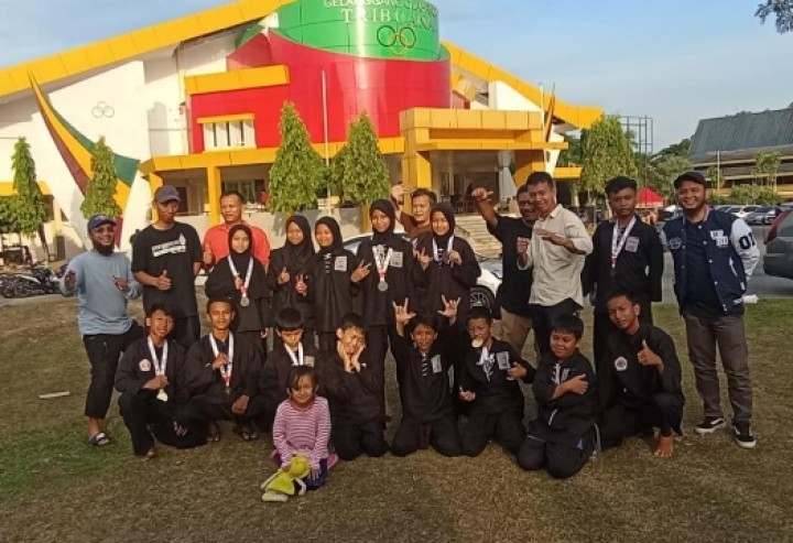 Pesilat Putra Putri RAPP Raih 16 Medali Pekanbaru Championship Open