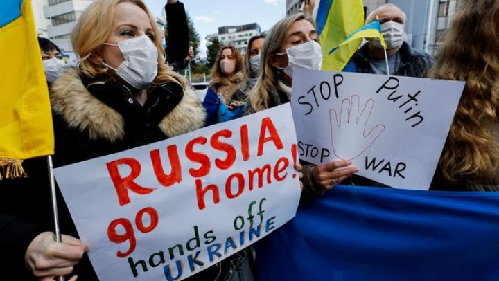 Warga Ukraina Dipaksa Putin Pindah Kewarganegaraan jadi Penduduk Rusia. (CNBC/Foto)