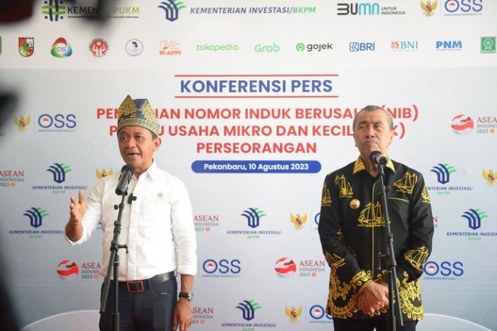 Gubernur Riau Khawatir Soal Bahlil Lahadalia yang terus Kerek Target Investasi Setiap Tahun. (Kompas.com/Foto)