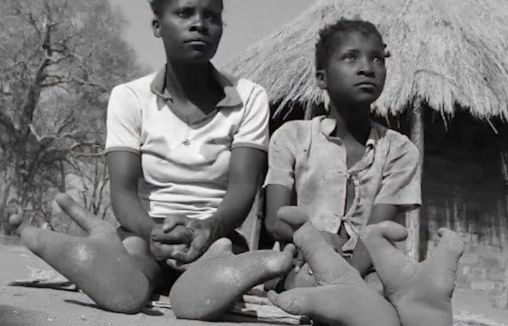 Kisah Suku Vadoma dari Afrika yang Dikenal dengan ‘Kaki Burung Unta’, Kini Warganya Pilih Inses. (Tangkapan Layar YouTube/AFRI WORLD)
