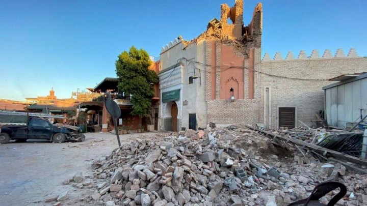 Tidak Ada WNI Jadi Korban, Warga Harus Bertahan di Luar Usai Guncangan Gempa Maroko. (BBC/Foto)