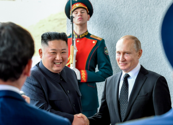 Kim Jong Un Tiba di Rusia Disambut Putin, Sebut Bakal Bahas Soal Ini.... (Tangkapan Layar/The Independent)