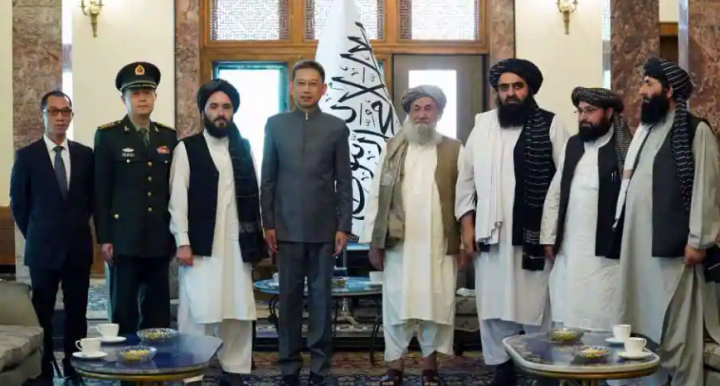 Duta Besar China untuk Afghanistan Zhao Sheng (tengah) mengatakan bahwa China, sebagai tetangga yang baik, sepenuhnya menghormati kemerdekaan Afghanistan, integritas teritorial dan independensi keputusan /Agensi