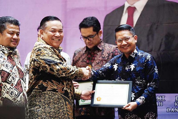 Sukses Terapkan K3, PT RAPP Raih Penghargaan Pemprov Riau