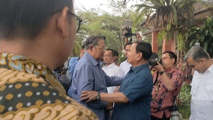Posisi menggantung Partai Demokrat membuat mereka berlabuh mendukung Prabowo Subianto sebagai capres 2024. Sumber: detik.com