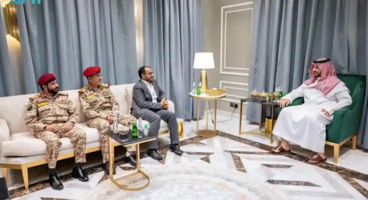 Menteri Pertahanan Saudi Pangeran Khalid bin Salman bertemu delegasi Houthi Yaman di Riyadh, Arab Saudi 19 September 2023 /Reuters