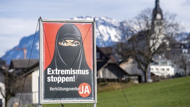 Swiss Resmi Larang Burkak dan Sejenisnya, Pengguna Bisa Dikenakan Denda hingga Rp17 Juta. (Tangkapan Layar/BBC)