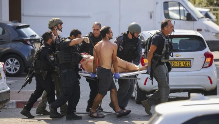 Petinggi Israel Sebut Korban Tewas Serangan Hamas Mencapai 300 Jiwa. (Tangkapan Layar/CNN)