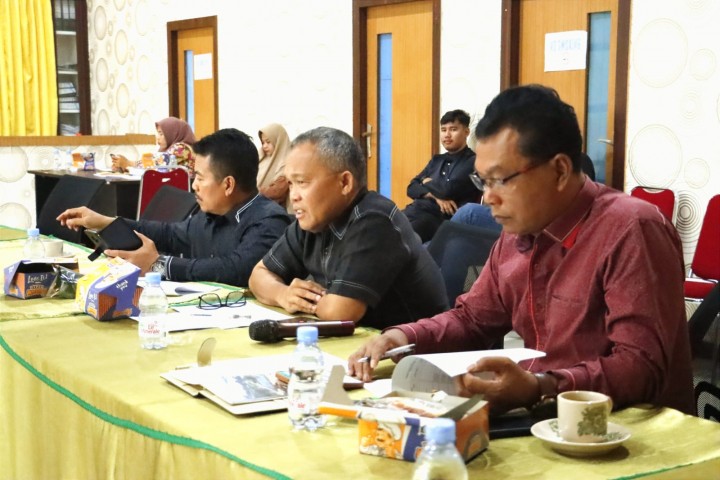 Komisi III DPRD  Siak Laksanakan Rapat Koordinasi Terkait Program APBD Tahun 2024 dengan Dinas Lingkungan Hidup Kabupaten Siak.