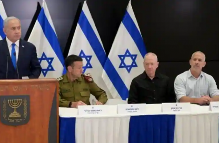 Perdana Menteri Benjamin Netanyahu, Kepala IDF Herzi Halevi, Menteri Pertahanan Yoav Gallant, dan kepala Shin Bet Ronen Bar /X
