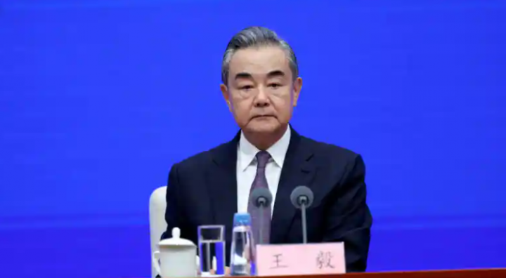 Menteri Luar Negeri Tiongkok Wang Yi menghadiri konferensi pers tentang buku putih tentang 