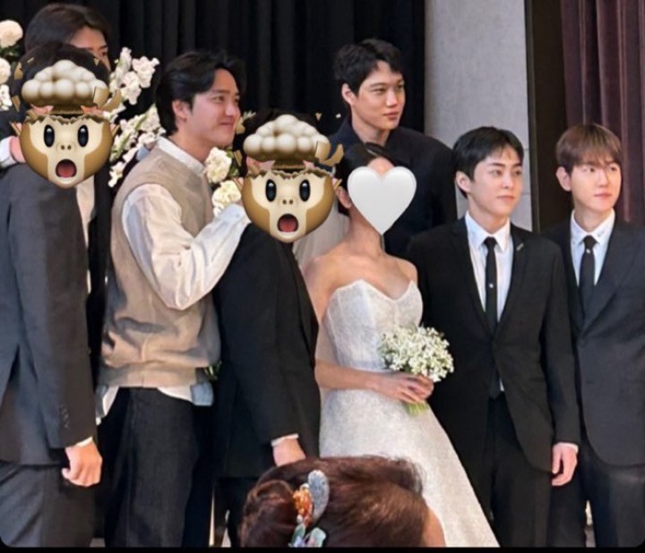 Selamat Chen! Semua Members EXO Hadiri Upacara Pernikahan Kim Jongdae. (X/Foto @SeasonofLoey)