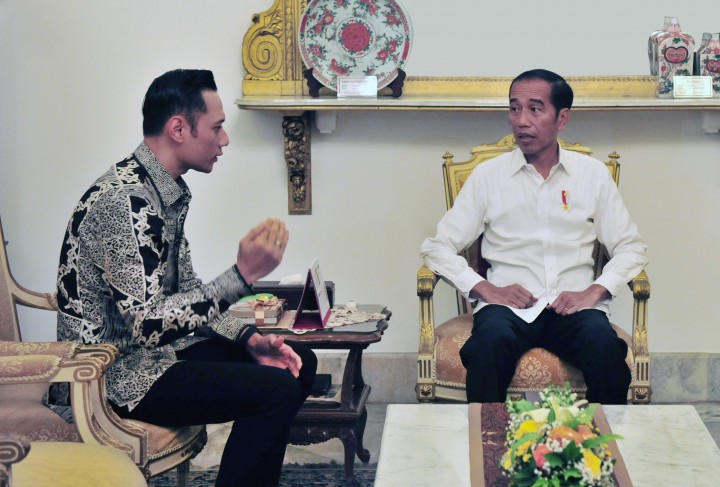 Jokowi Buka-bukaan Usai Bertemu dengan AHY, Singgung Soal Reshuffle 