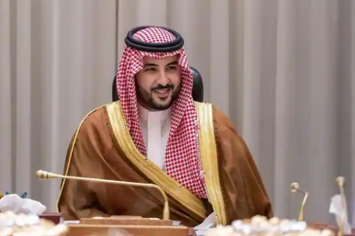 Menteri Pertahanan baru Saudi Pangeran Khalid bin Salman /Reuters
