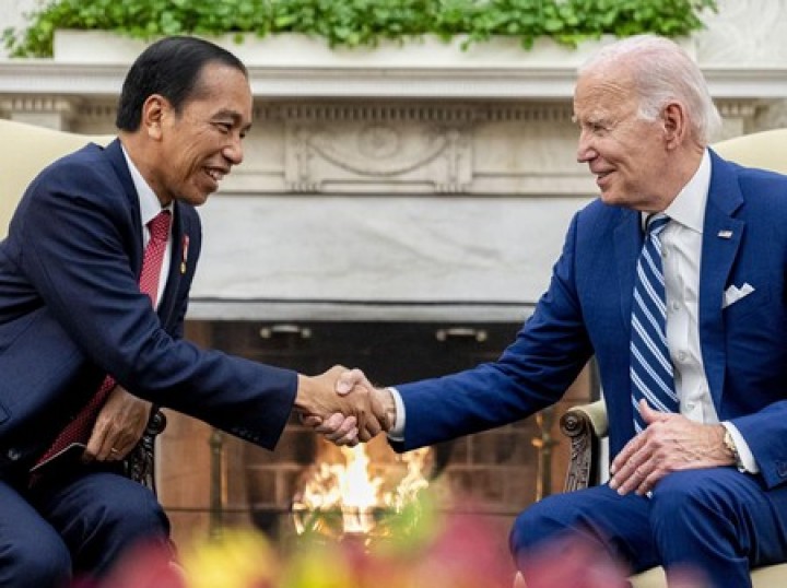 Presiden Jokowi Dapat Oleh-oleh Rp400T dari Joe Biden, Apa itu?. (CNBCIndonesia/Foto)