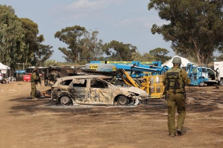 Investigasi Polisi Israel: Bukan Hamas, Helikopter IDF Terbukti Tembak Warga Sipil saat Festival Supernova 7 Oktober. (TimesIndonesia/Tangkapan Layar)