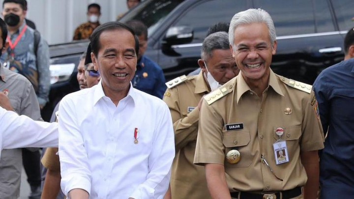 Hasto Bandingkan Gaya Blusukan Jokowi dan Ganjar, Sebut Perbedaan Ini... (X/Foto)