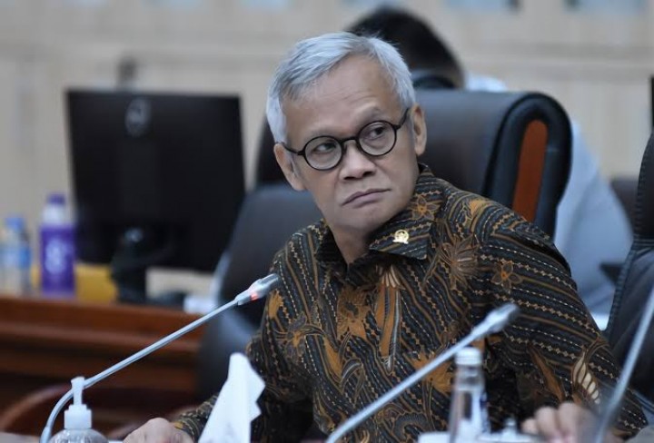 Aria BIMA PDIP Tegaskan penerus Jokowi Bukan Prabowo, tapi Ganjar-Mahfud. (X/Foto)