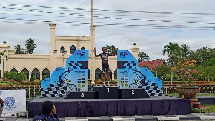 Pembalap Asal Wonogiri  Maulana , Borong Juara Dalam Tour de Siak 2023.