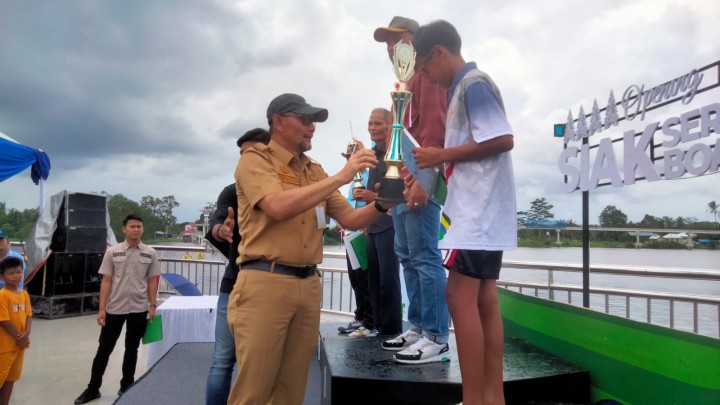 Siak Serindit Boat Race 2023 Usai, Dou Bekasi Berhasil Menjadi Yang Tercepat