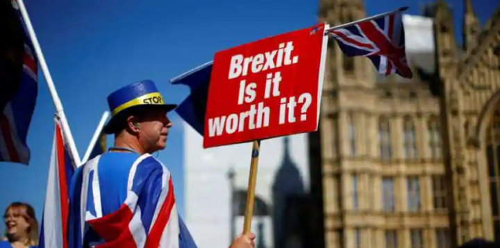 Masyarakat demo terkait Brexit /Reuters