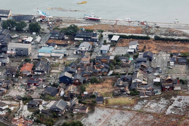 Update Gempa Jepang: 45.000 Rumah Tak Dapat Aliran Listrik usai Gempa. (The Wall Street Journal)