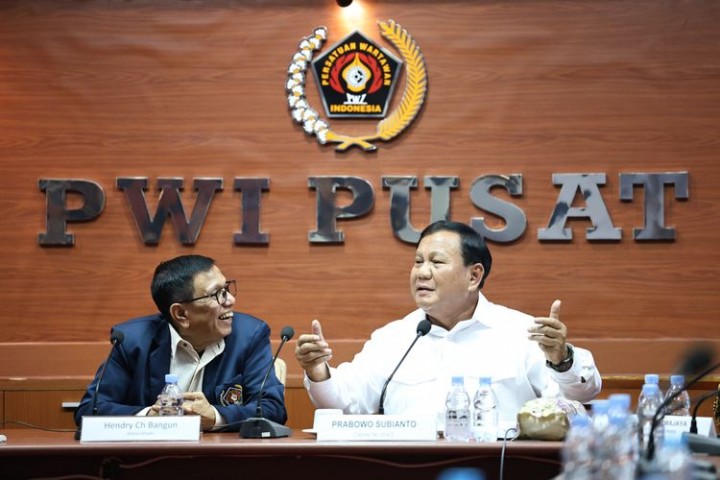 Prabowo Soal Program Bagi Suu Gratis: Indoneia Harus IMpor 1,5 Juta Sapi. (SS/kompas.com)
