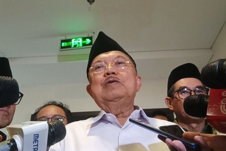 Jufus Kalla 'Turun Gunung' Terjun Langsung Dampingi Kampanye AMIN. (Tangkapan Layar/kompac.com)