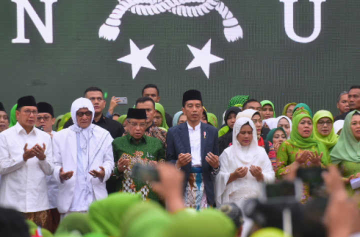 Jokowi Bicara soal Bansos Rp443 Triliun saat Hadiri Muslimat NU Didepan Puluhan Ribu Jemaah. (Tangkapan Layar/X)